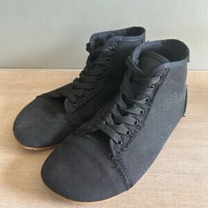 Braefoot black training, high top sneakers size 2